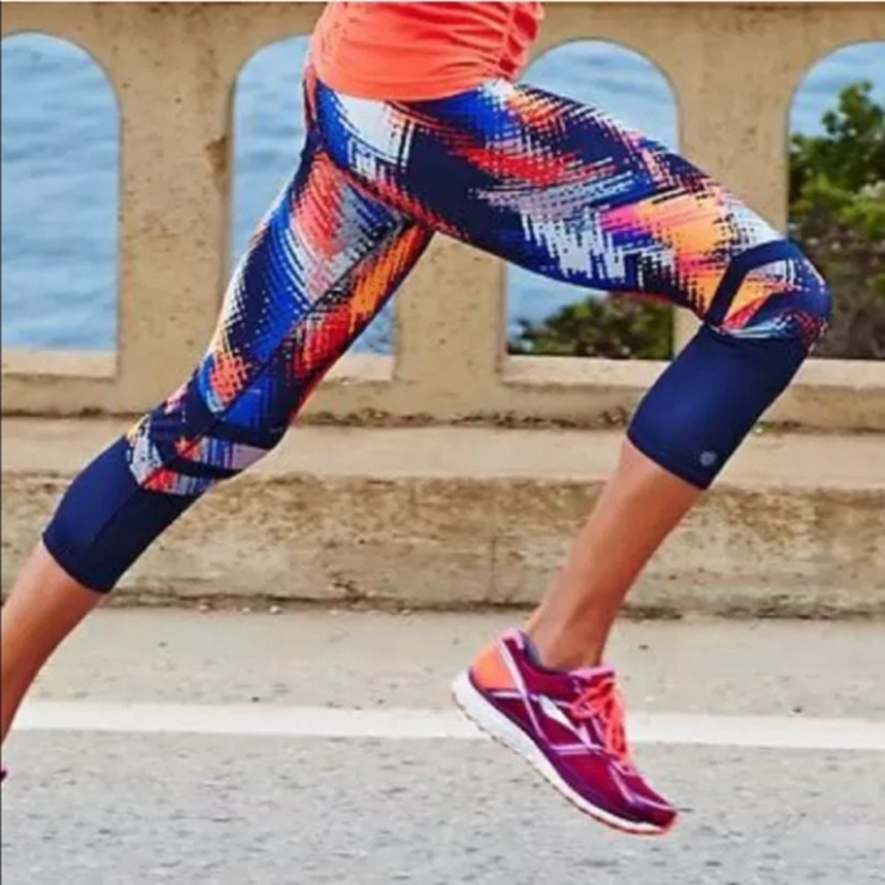 Athleta new w/o tags sonar 7/8 legging